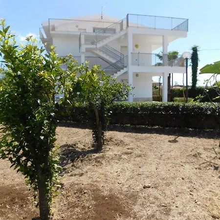 Holiday home Terrace&relax Vistamare Fontane Bianche